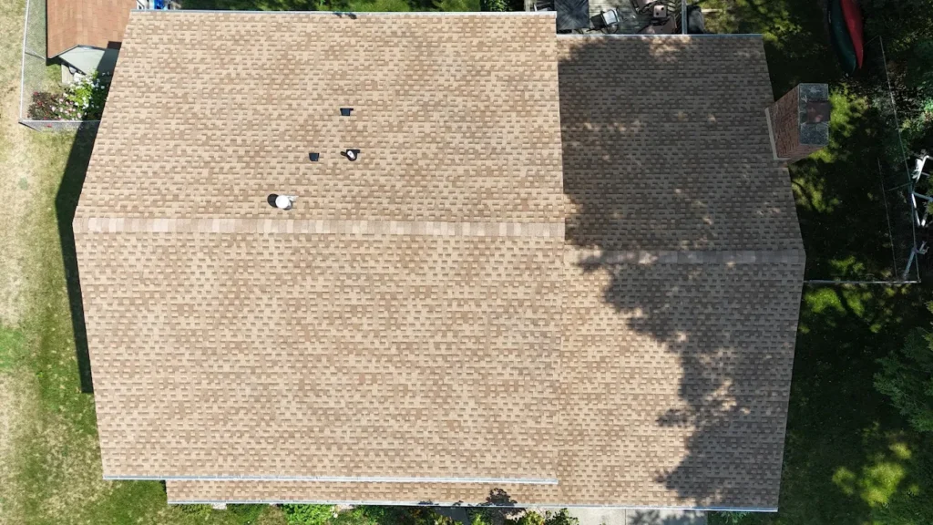 Oneway construction and roofing shingles roof