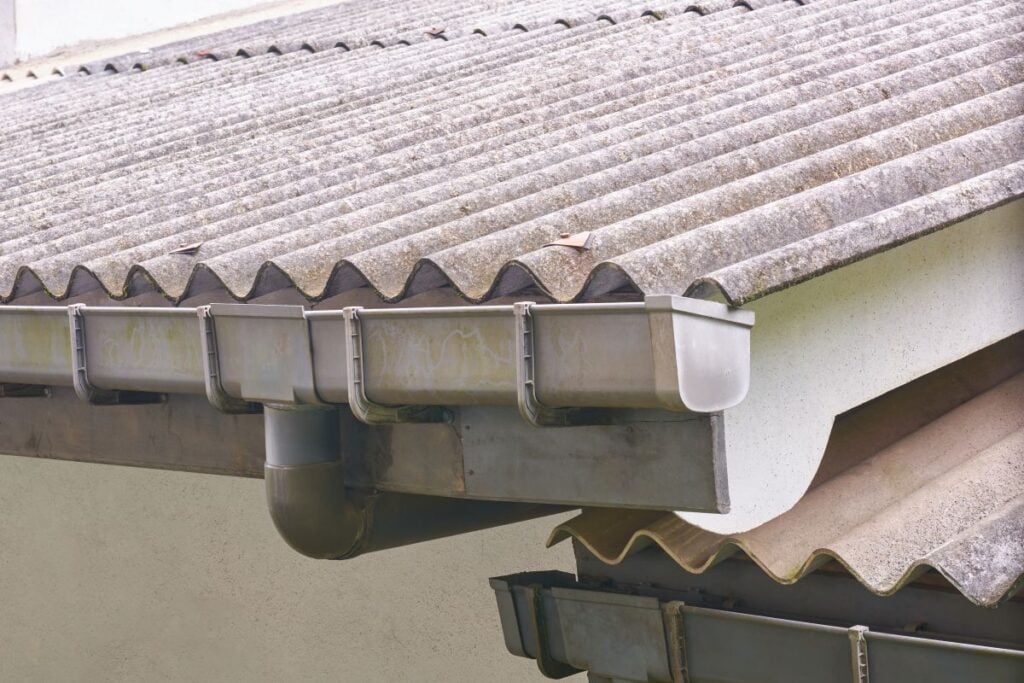 seamless gutters vs traditional